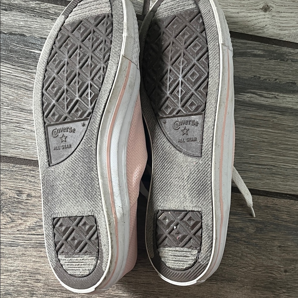 Women’s Pink Canvas Low-Top Converse with White Toe - Picture 3 of 3